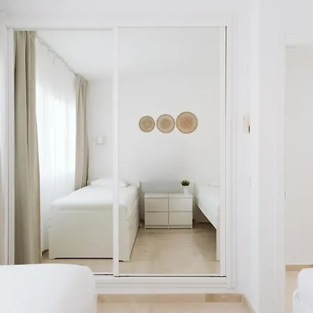 Cozy 2-bedroom By Kalmacanaria Apartman