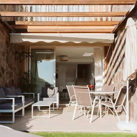 Cozy 2-bedroom By Kalmacanaria *