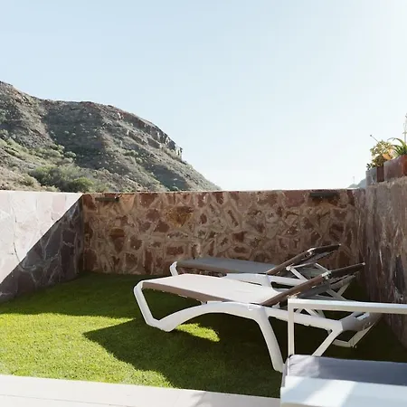 Cozy 2-bedroom By Kalmacanaria Apartman *