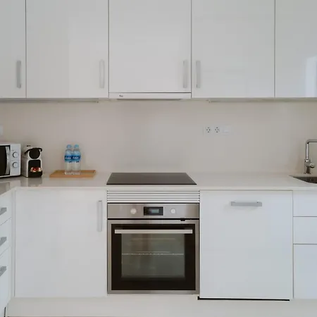 Cozy 2-bedroom By Kalmacanaria *