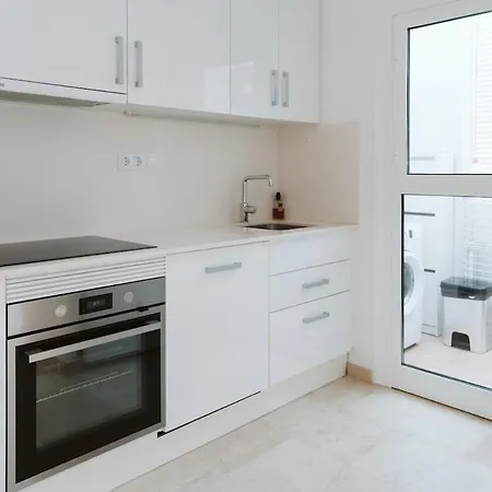 Cozy 2-bedroom By Kalmacanaria Apartman