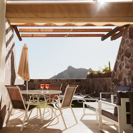 Cozy 2-bedroom By Kalmacanaria Apartman